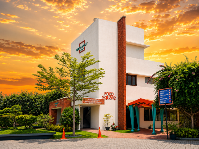 Food Square Facade