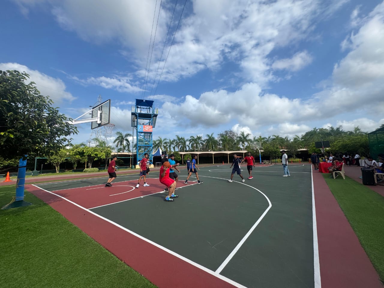 Multi-Court
